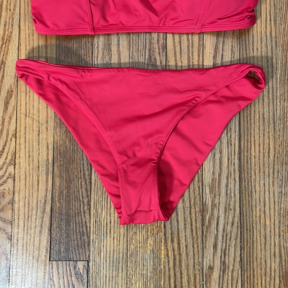 Andie Bikini Set Havana Top Cheeky Bottom Cherry Red Size M NWT - Picture 4 of 14